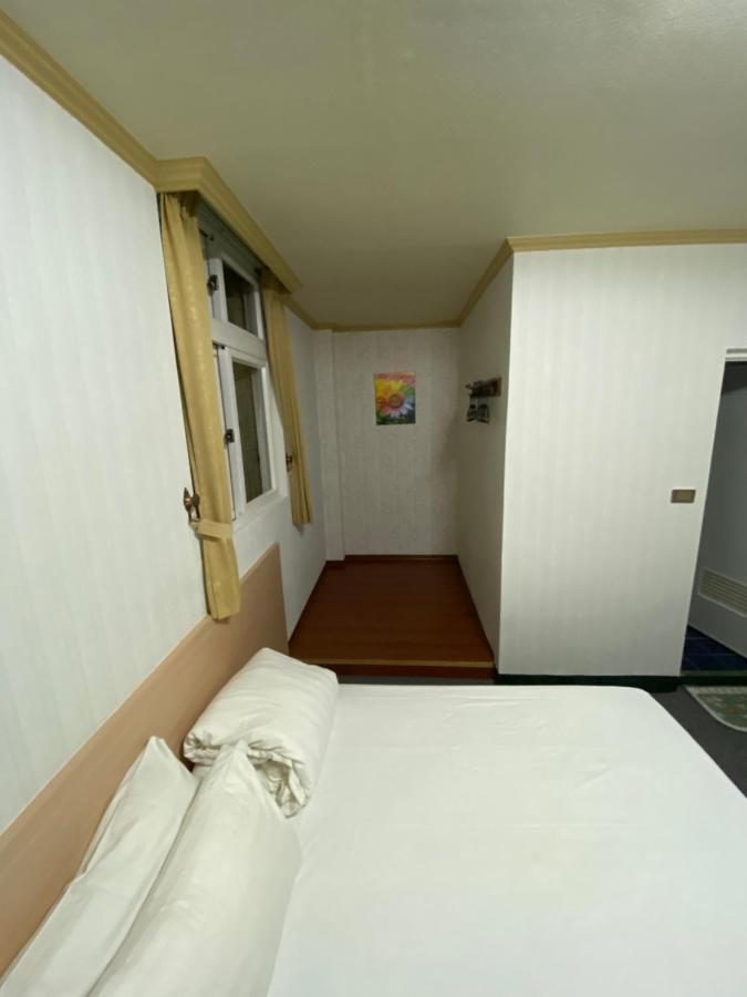 Rich Zone Hotel Taipei Dış mekan fotoğraf