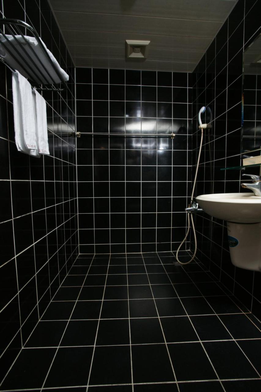 Rich Zone Hotel Taipei Dış mekan fotoğraf